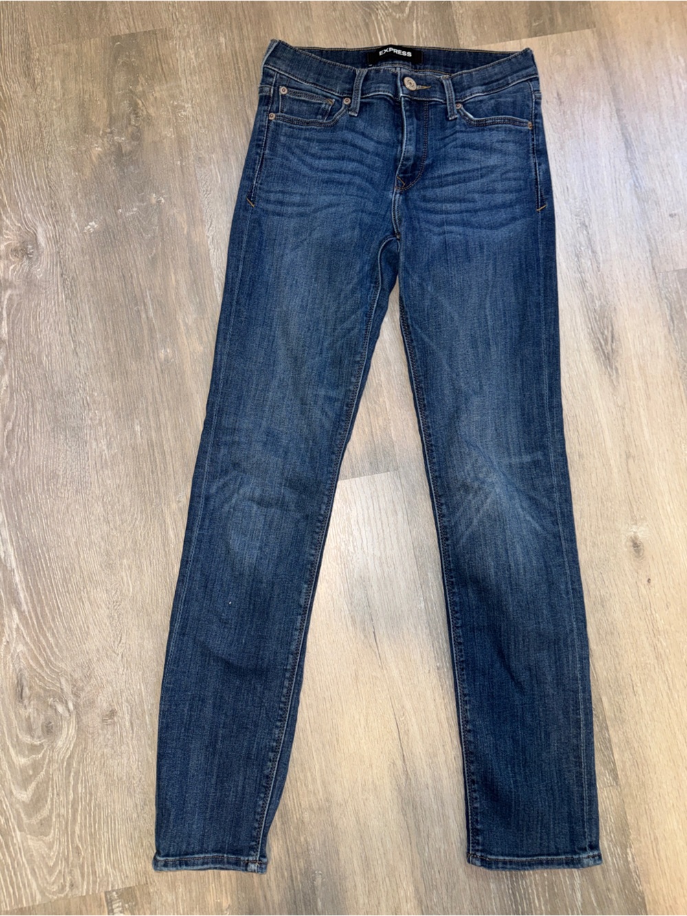 Women’s Express jeans